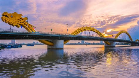  Das Dragon Bridge in Da Nang - Ein Feuer speiendes Wunderwerk der Architektur!