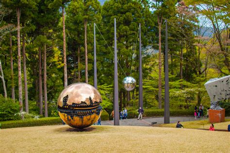 Hakone Open-Air Museum: Eine Skulpturenwelt im Herzen der Natur!